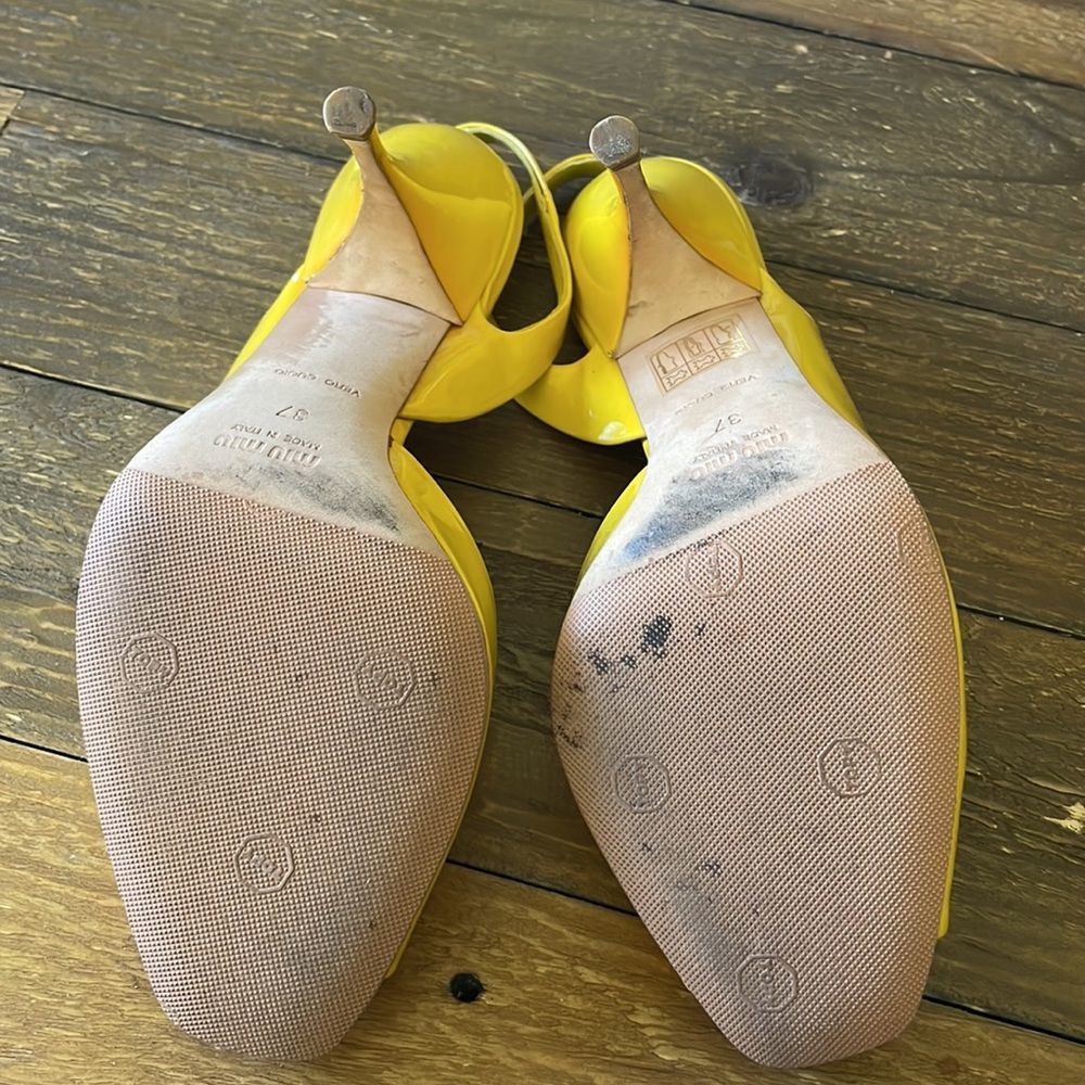 Miu Miu Yellow Open Toe Heels - Picture 5 of 6